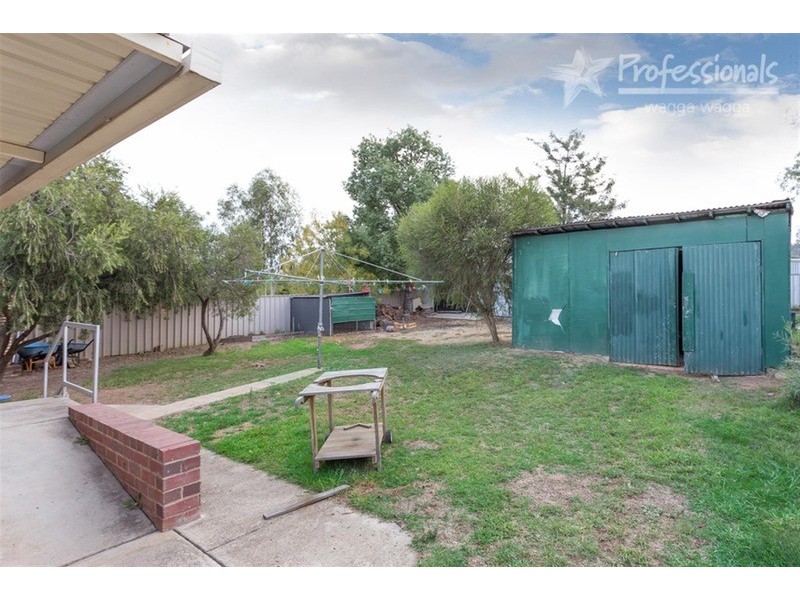 22 Edney Street, Kooringal NSW 2650