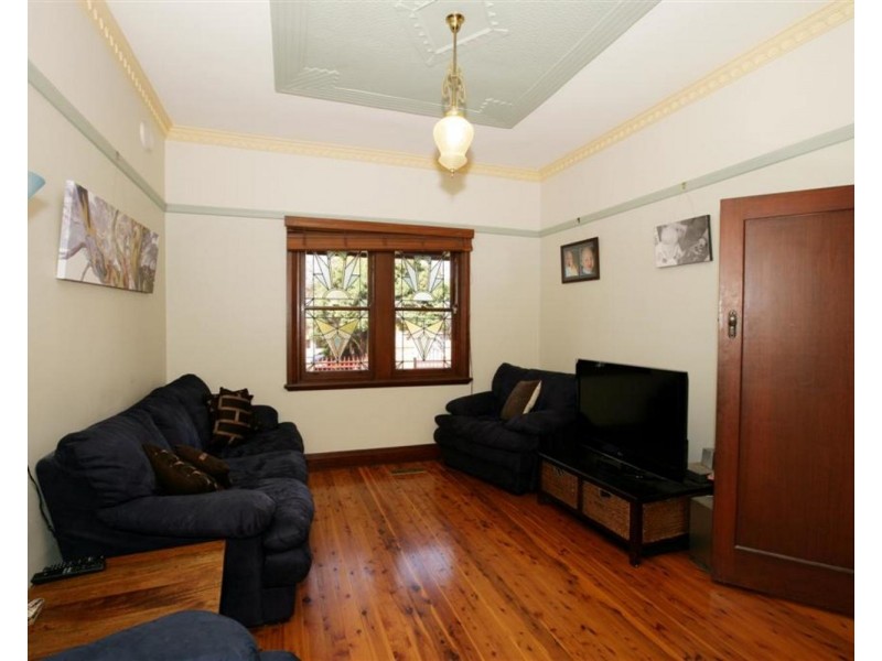 14 Macleay Street, Wagga Wagga NSW 2650