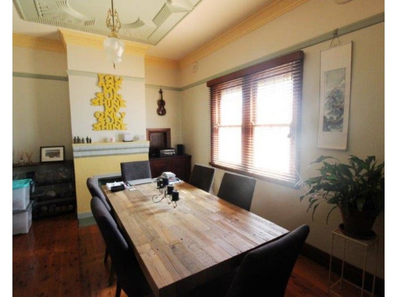 14 Macleay Street, Wagga Wagga NSW 2650