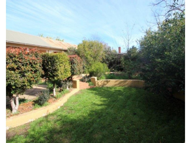 14 Macleay Street, Wagga Wagga NSW 2650
