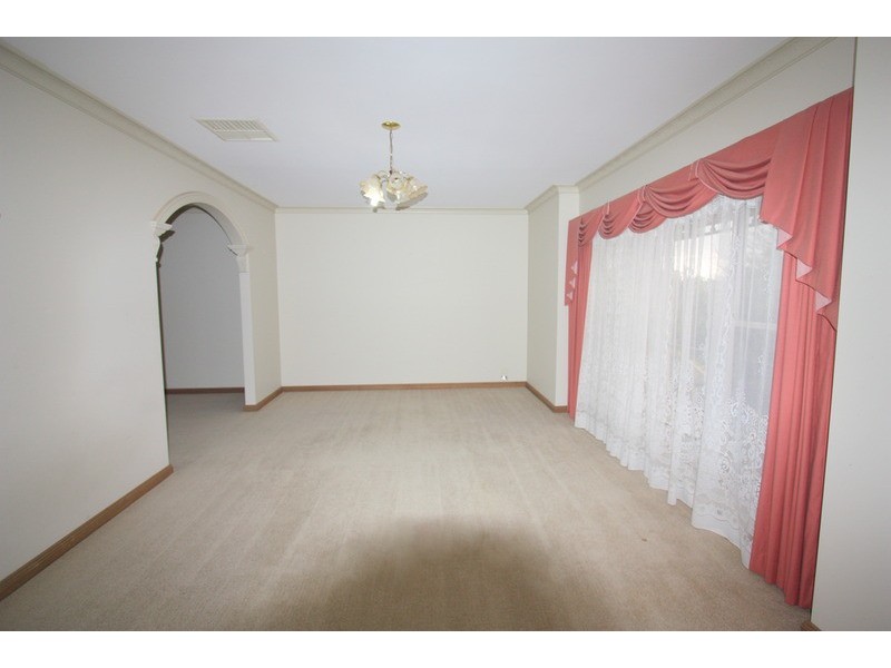 14 Tamar Drive, Tatton NSW 2650