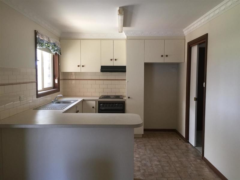 1/13 Bamarook Crescent, Wagga Wagga NSW 2650