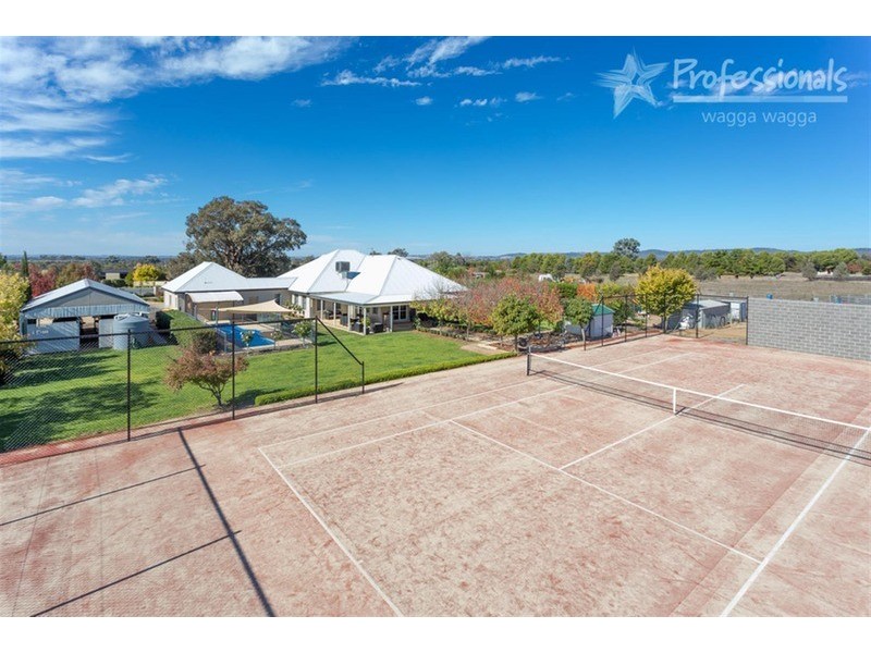 4 Hickory  Place, Springvale NSW 2650