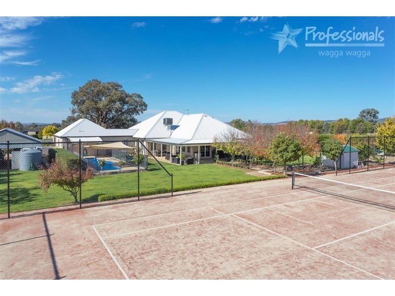 4 Hickory  Place, Springvale NSW 2650