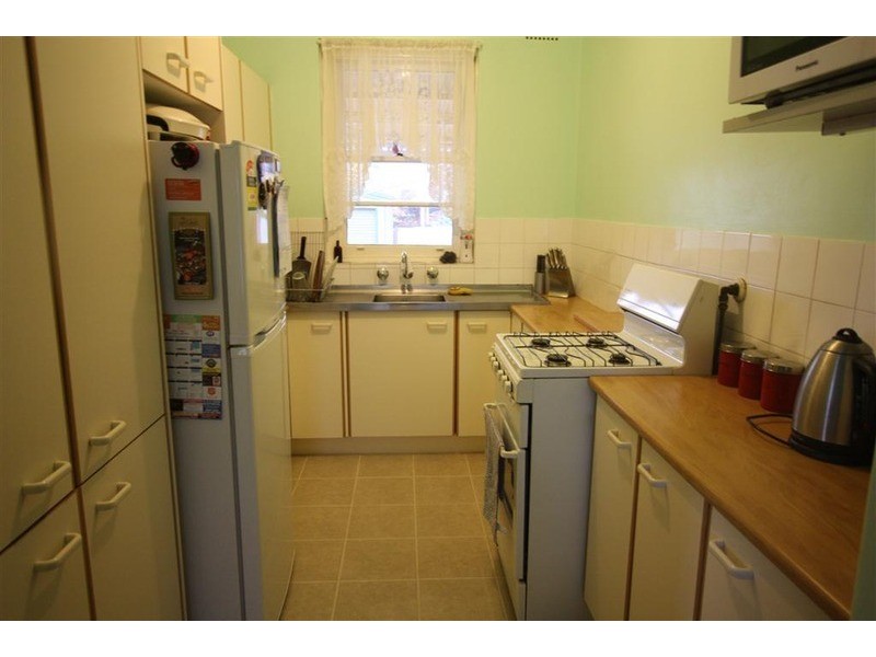 73 Bourke Street, Turvey Park NSW 2650