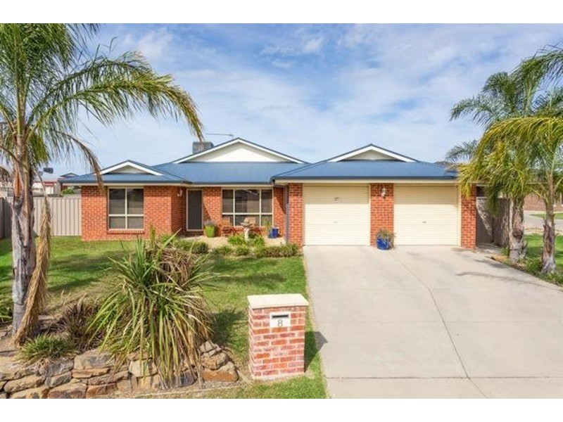 8 Birri  Place, Glenfield Park NSW 2650
