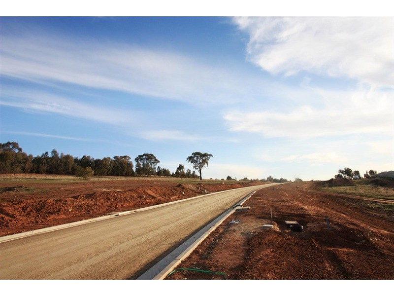 Lot 836 Brooklyn Drive, Bourkelands NSW 2650