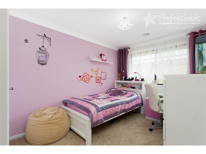 23 Balala Crescent, Bourkelands NSW 2650