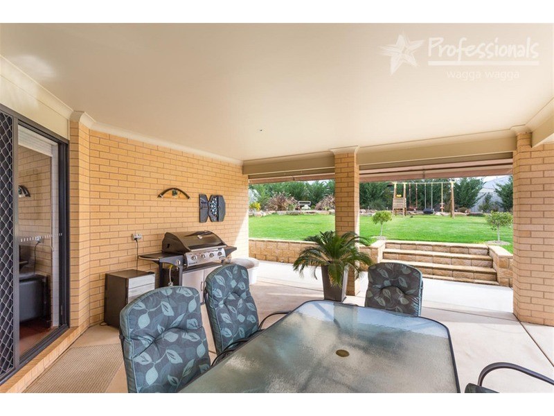 23 Balala Crescent, Bourkelands NSW 2650