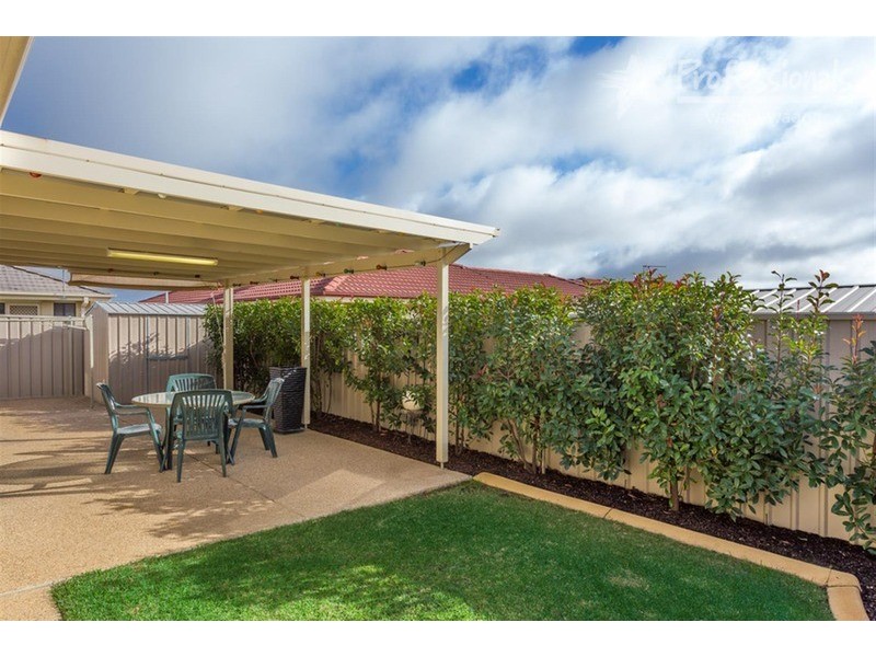 111 Yentoo Drive, Glenfield Park NSW 2650