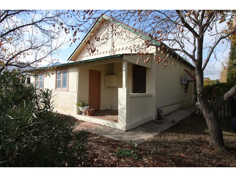 32 Travers Street, Wagga Wagga NSW 2650
