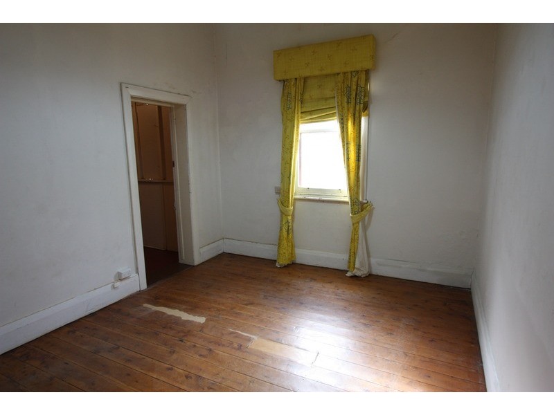 32 Travers Street, Wagga Wagga NSW 2650