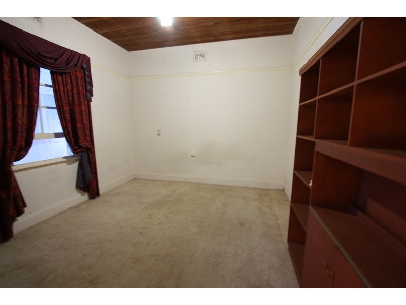 32 Travers Street, Wagga Wagga NSW 2650