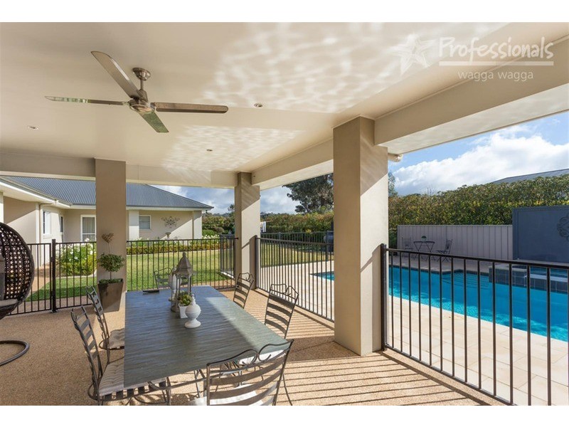 4 Genista Place, Springvale NSW 2650