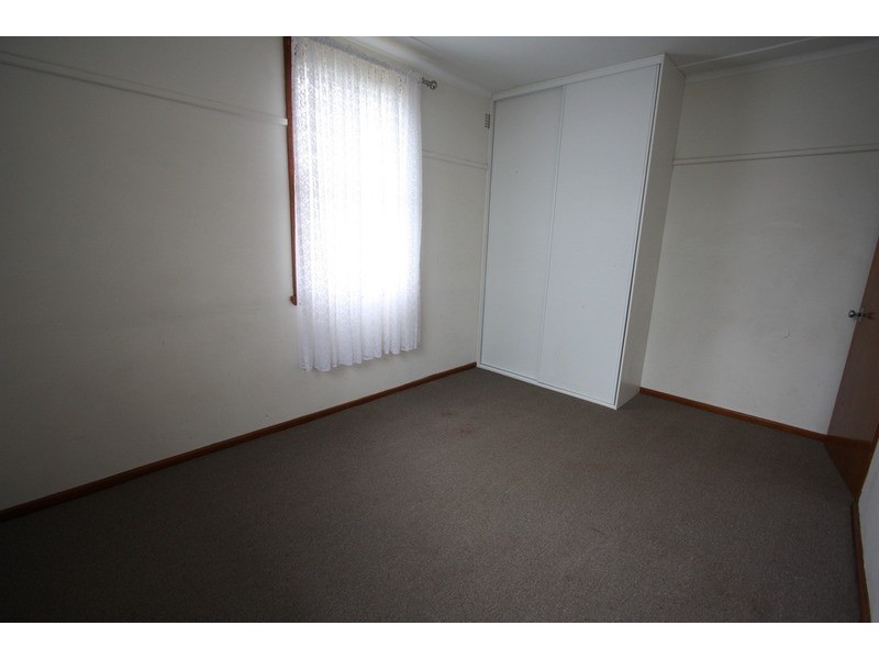 9 Scherger Avenue, Mount Austin NSW 2650