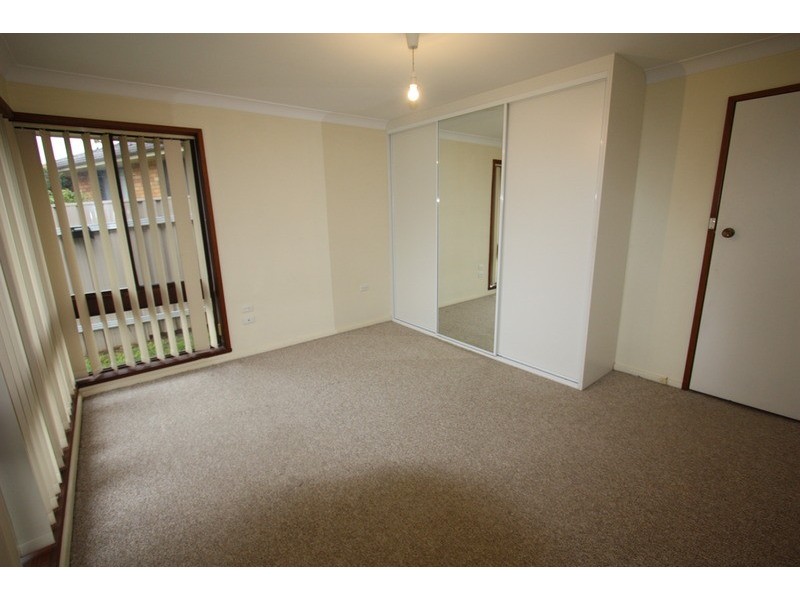 35 Walana Crescent, Kooringal NSW 2650