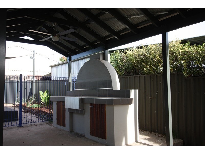 25 Mallory Street, Ashmont NSW 2650