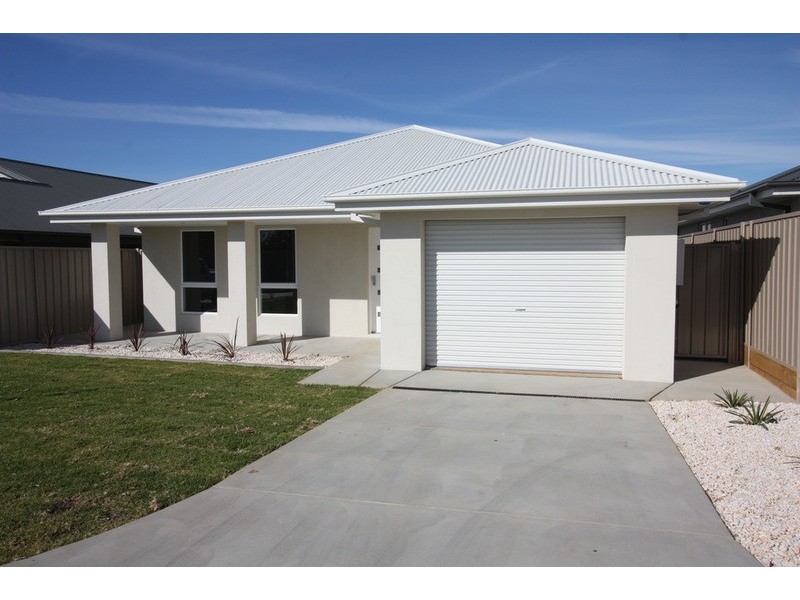 15/124 Mima Street, Glenfield Park NSW 2650