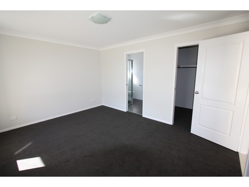 15/124 Mima Street, Glenfield Park NSW 2650