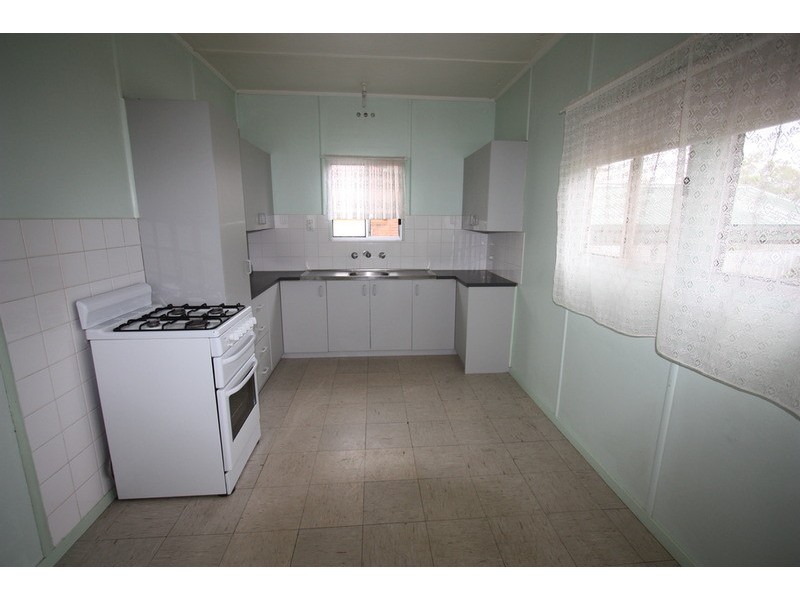150 Macleay Street, Turvey Park NSW 2650