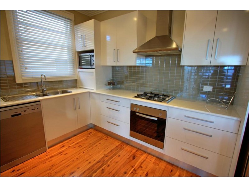 63 Urana Street, Turvey Park NSW 2650