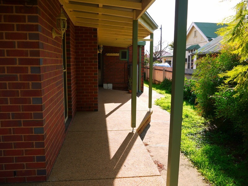 21 Oates Avenue, Wagga Wagga NSW 2650