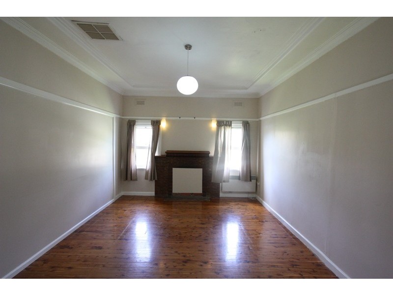 1A Sullivan  Avenue, Wagga Wagga NSW 2650