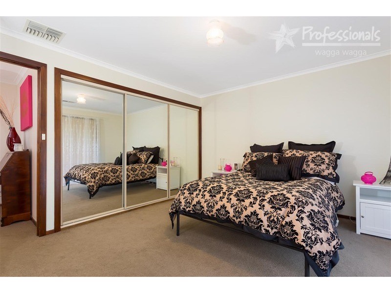 46 Bandera Avenue, Glenfield Park NSW 2650