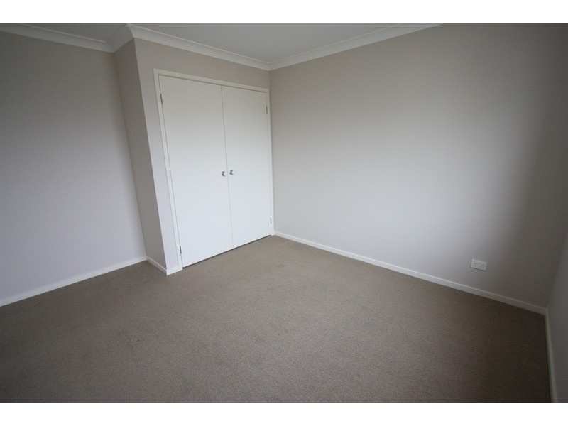 2 Fife Street, Forest Hill NSW 2651