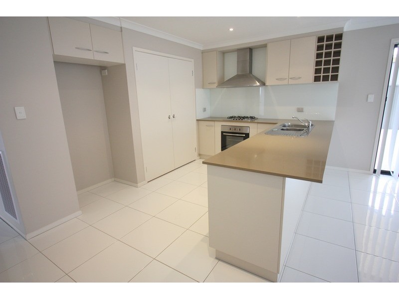 2 Fife Street, Forest Hill NSW 2651