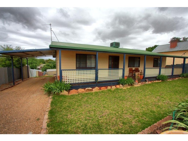 55 Commins Street, Junee NSW 2663