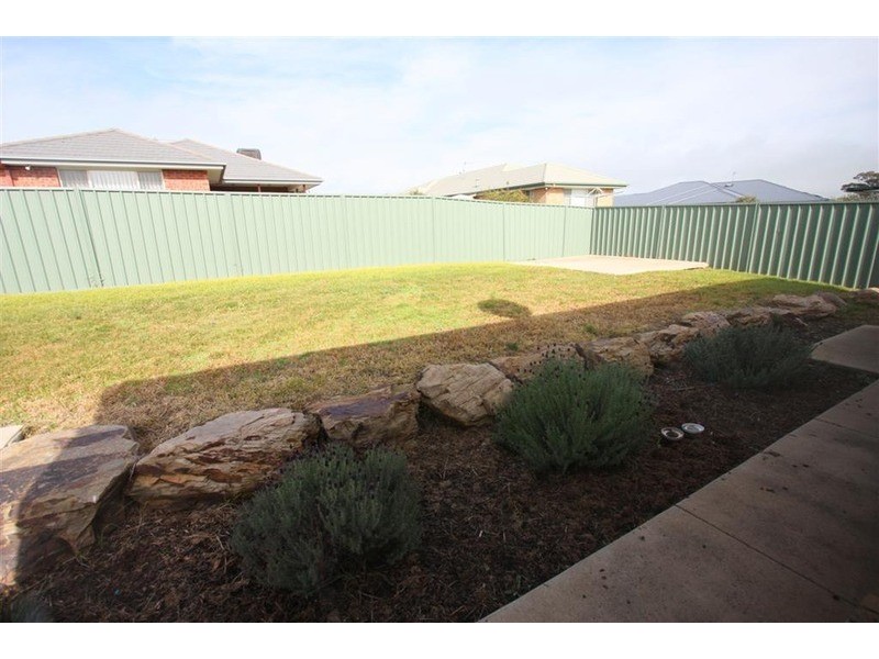 52 Boree Avenue, Forest Hill NSW 2651