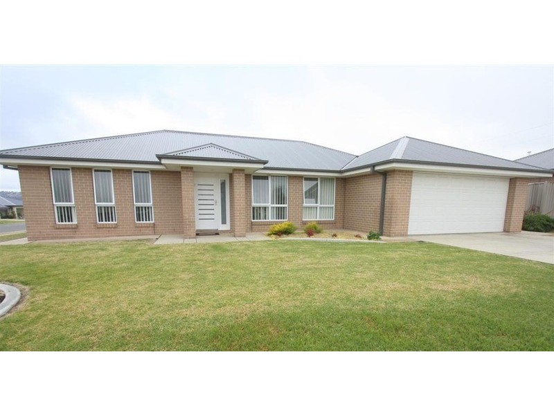 4/75 Barrima Street, Glenfield Park NSW 2650