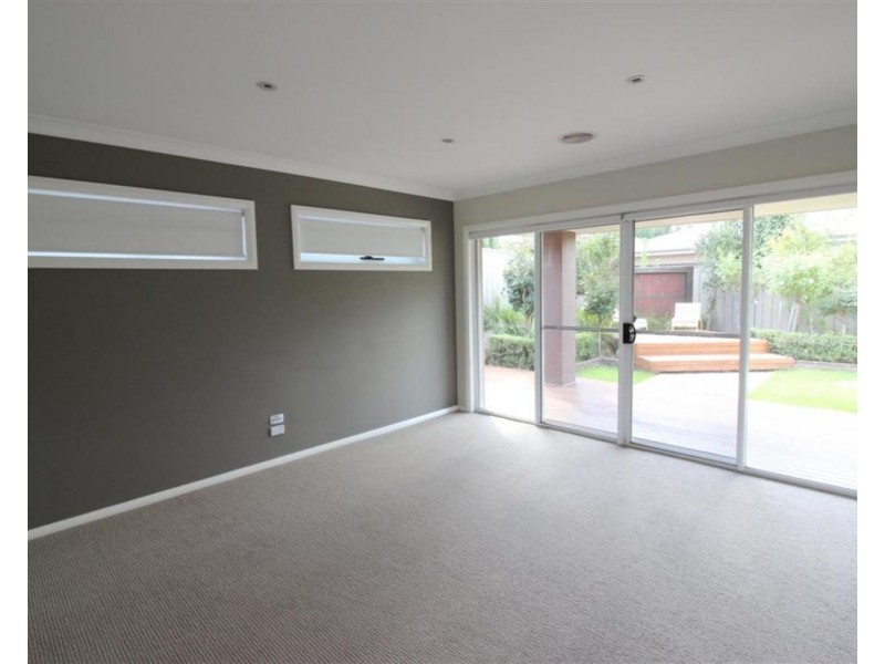 2/7 Clarence Place, Tatton NSW 2650