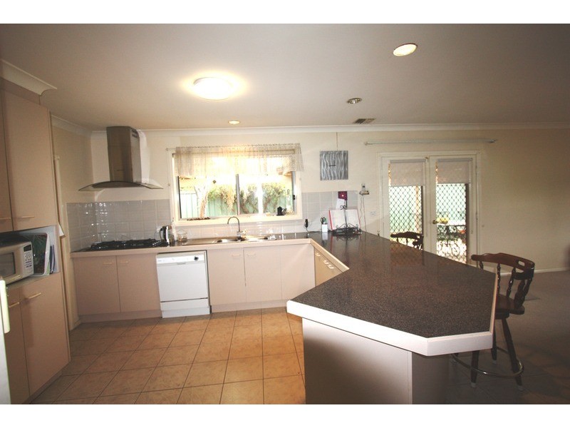 25 Tamar Drive, Tatton NSW 2650