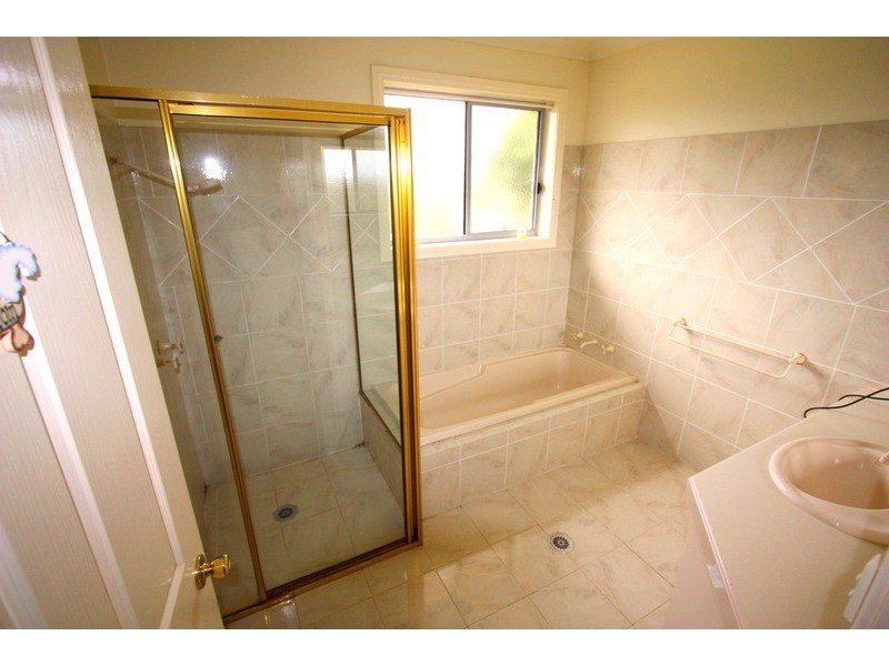 25 Tamar Drive, Tatton NSW 2650