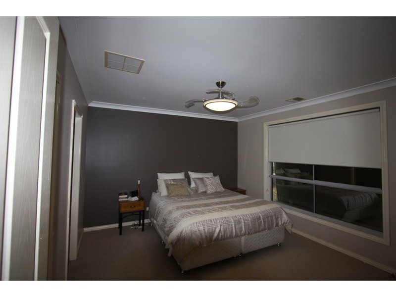 25 Tamar Drive, Tatton NSW 2650
