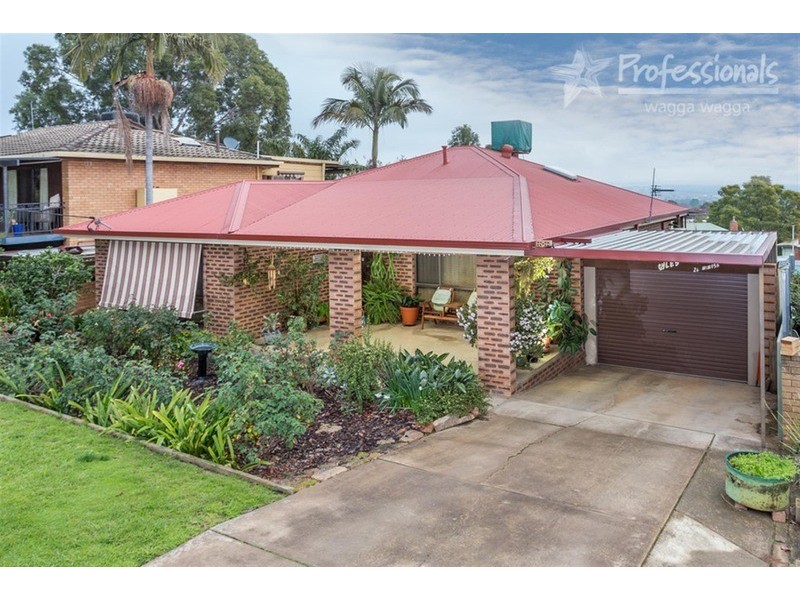 26 Mimosa Drive, Mount Austin NSW 2650