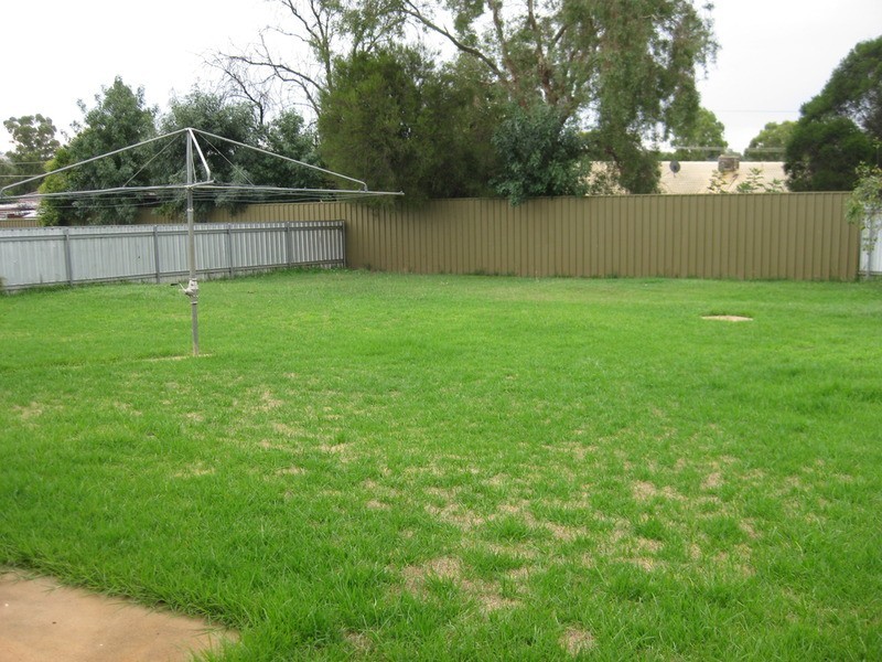 13 Connorton Street, Ashmont NSW 2650