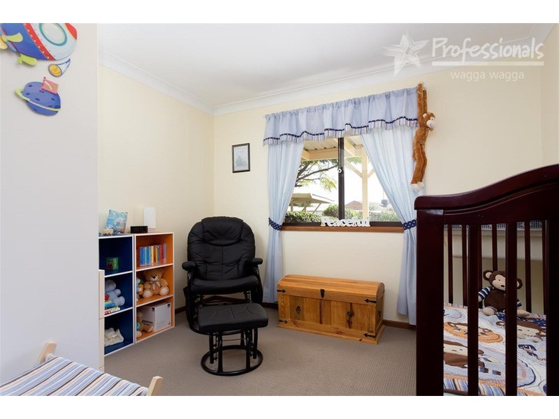 36 Eldershaw Drive, Wagga Wagga NSW 2650