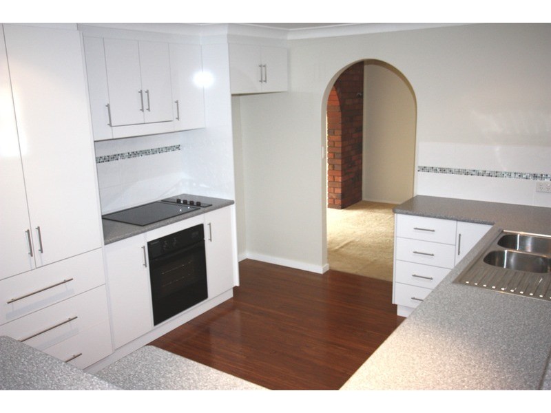 12 Grace Avenue, Wagga Wagga NSW 2650