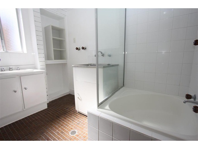 1/241 Kincaid Street, Wagga Wagga NSW 2650