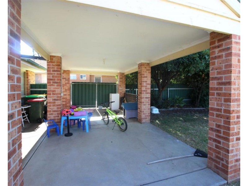 1/5 Budawang Place, Wagga Wagga NSW 2650