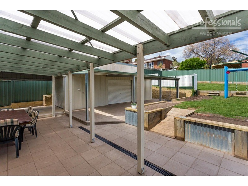 48 Railway  Street, Turvey Park NSW 2650