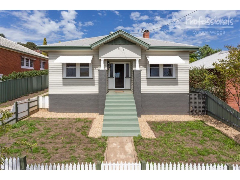48 Railway  Street, Turvey Park NSW 2650