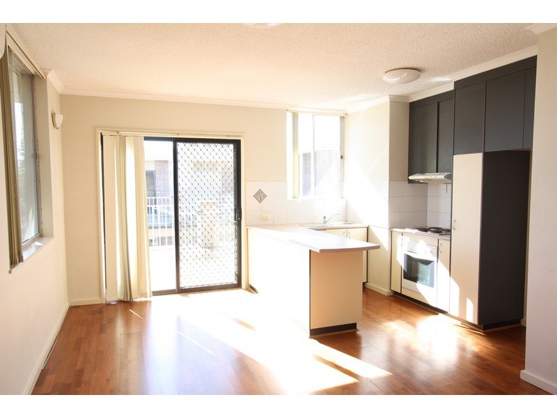 13/1 Joyes Place, Wagga Wagga NSW 2650