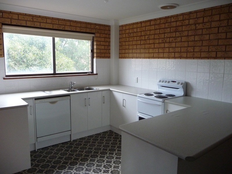 9/12 Salmon Street, Wagga Wagga NSW 2650