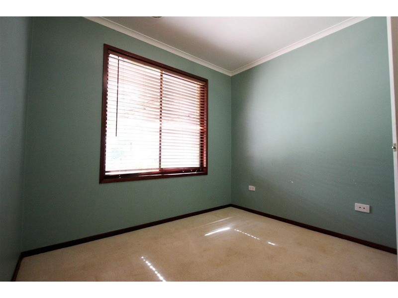 28 Forrest Street, Lake Albert NSW 2650