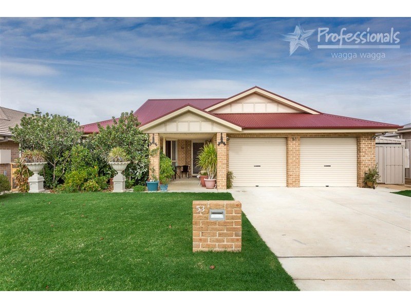 53 Barrima Drive, Glenfield Park NSW 2650