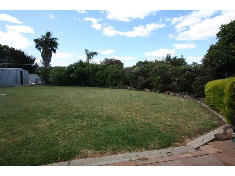 25 Doman  Street, Estella NSW 2650
